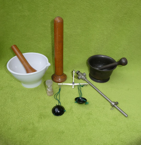 Altes apotheken zubehör - altes,