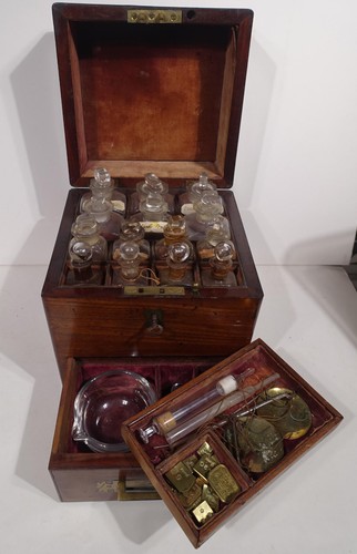 Reiseapotheke 1800 - reiseapotheke,