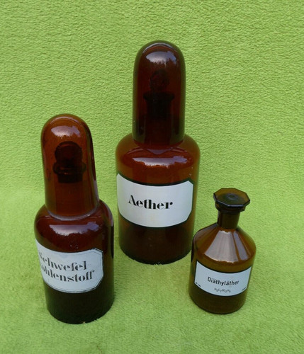 Alte apothekergefäße - alte,
