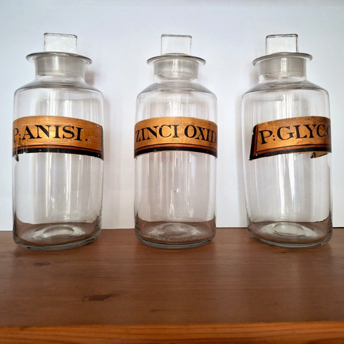 Antike apothekerflaschen um - antike,