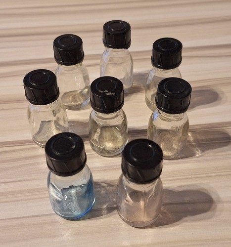 Kleine ddr apothekenflaschen - 8,
