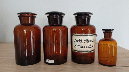Alte braune glas - alte,